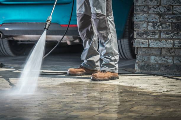 Best Roof Washing  in Como, WI